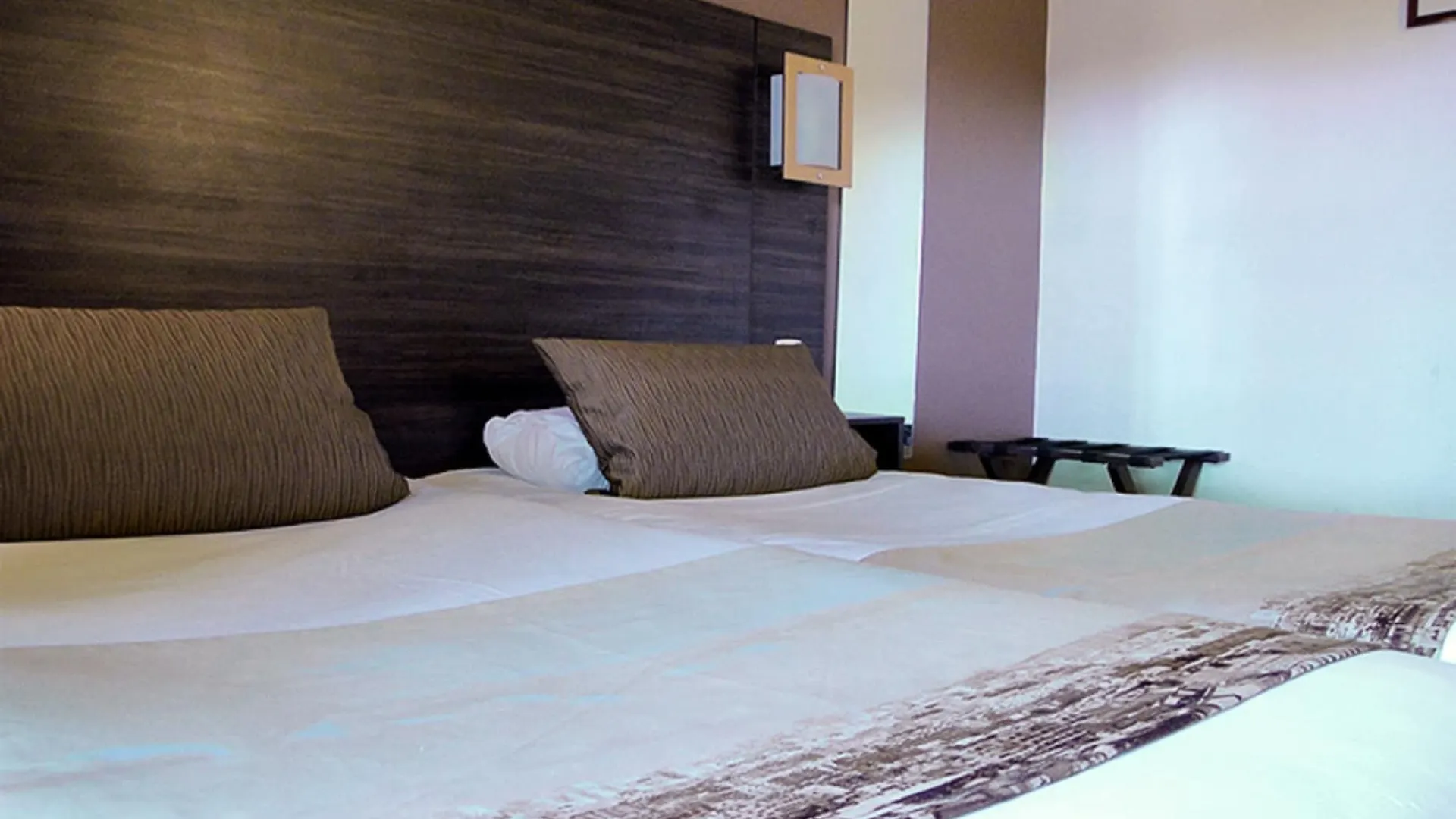 Hotel Derby Eiffel Paris