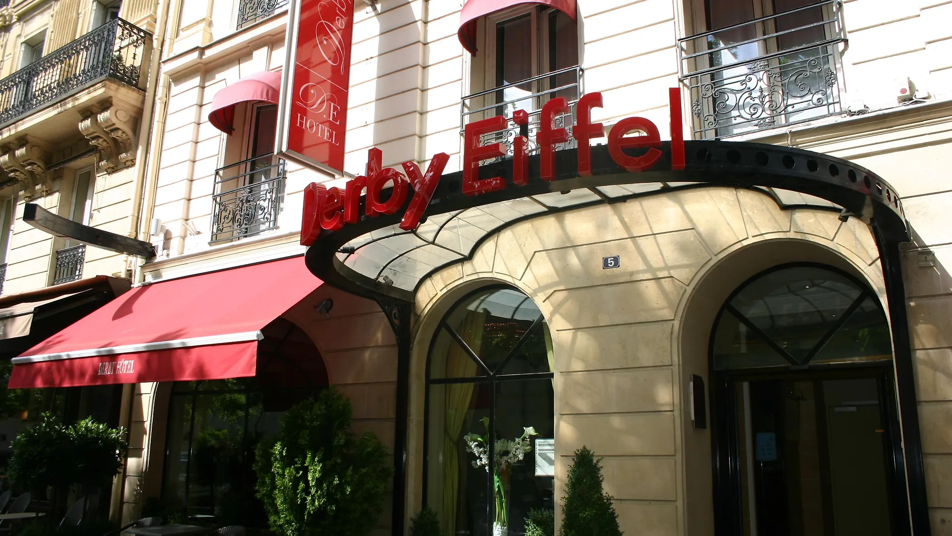 Hotel Derby Eiffel Paris