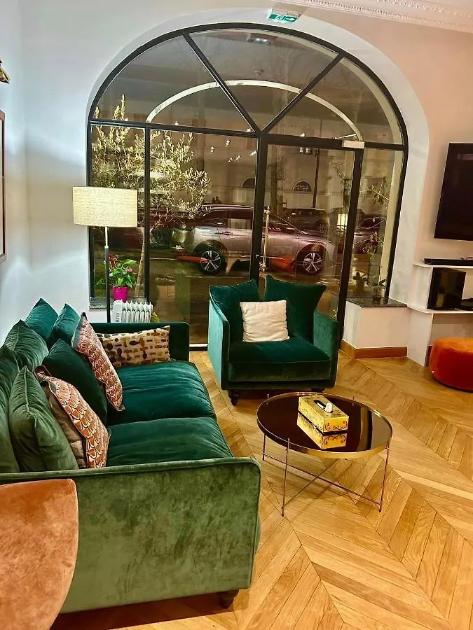 Hotel Derby Eiffel Paris