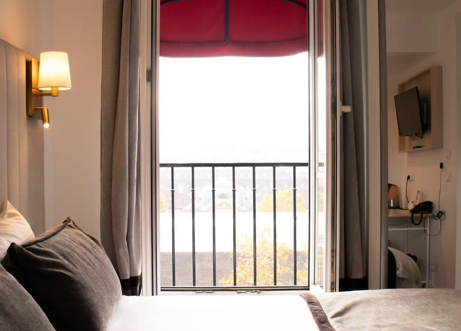 Hotel Derby Eiffel Paris