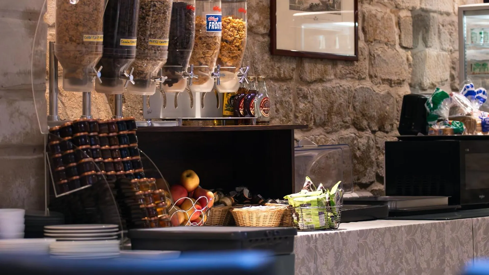 Hotel Derby Eiffel Париж Франция