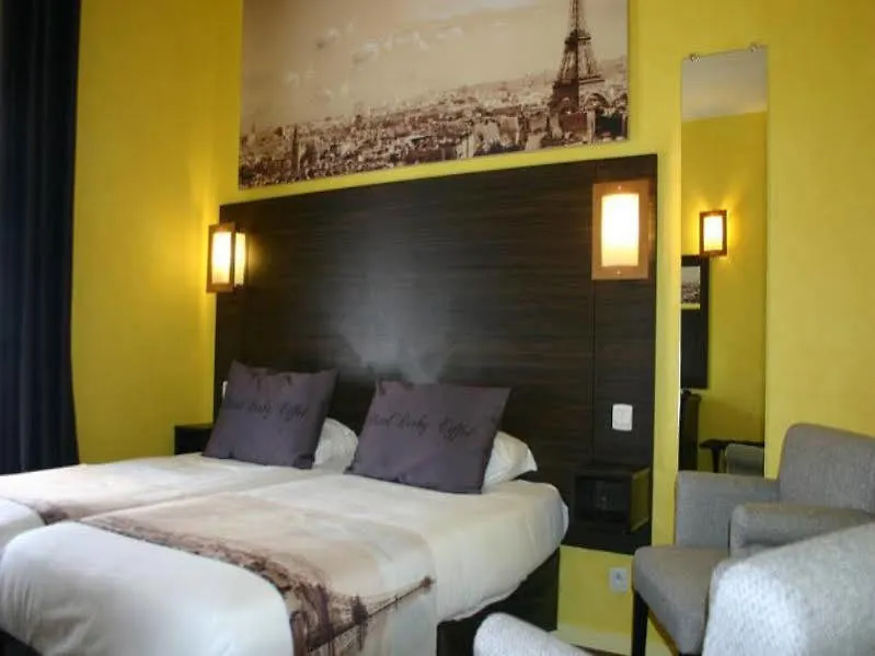 Hotel Derby Eiffel Paris 3*,